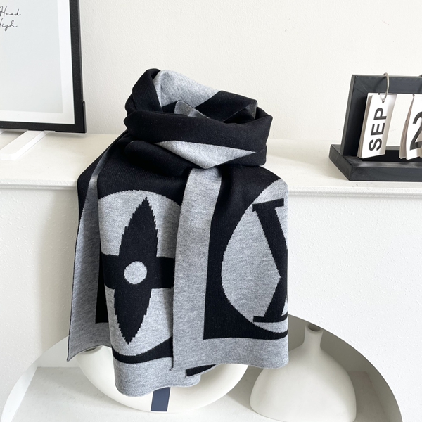 ブランドマフラー角部分ディテール